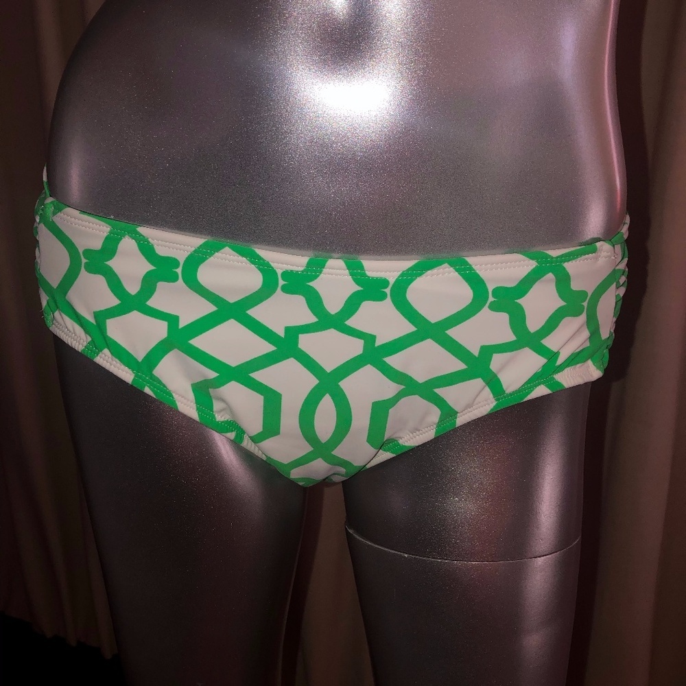 NWT Tara Grinna swim bottom
